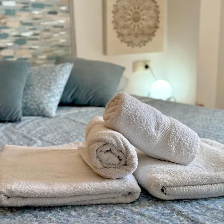 Διαμέρισμα Spacious 4br Family With Pool & Parking In