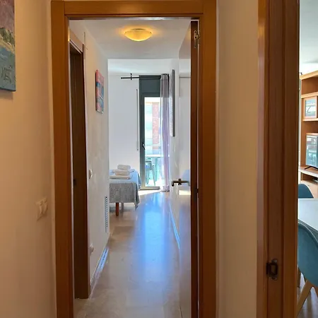 Spacious 4br Family With Pool & Parking In Appartement Lloret de Mar