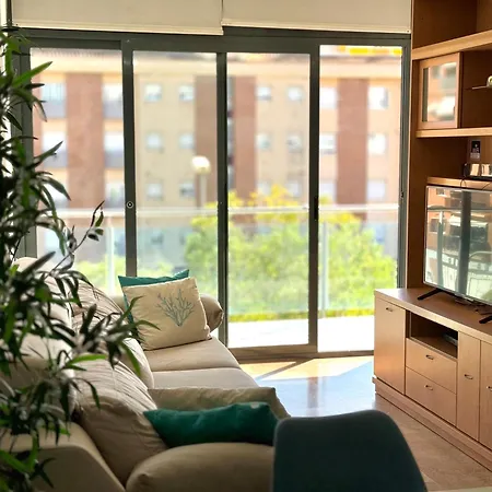 Spacious 4Br Family Apartment With Pool & Parking In Lloret De Mar Lloret de Mar